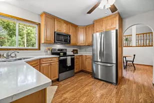 8454 Pleasant View Dr, Mounds View, MN 55112 - Photo 12
