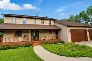 3906 Silver Creek Rd NE, Rochester, MN 55906 - Photo 2
