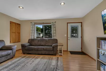 2135 247th Street, Saint Augusta, MN 56301 - Photo 4
