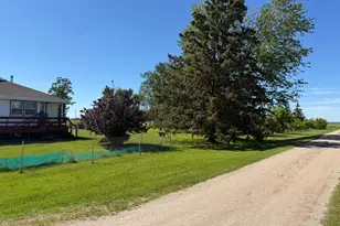 45262 State Hwy 11, Roseau, MN 56751 - Photo 6