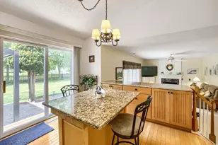 17411 Honeysuckle Ct, Lakeville, MN 55044 - Photo 12