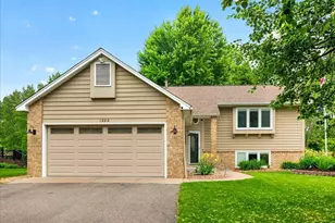 1222 Saddlebrook Ln, Woodbury, MN 55125 - Photo 1
