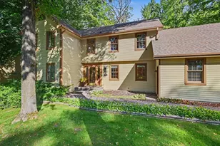 16920 5th Ave N, Plymouth, MN 55447 - Photo 2