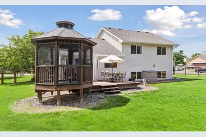 1049 Bonnieview Drive, Woodbury, MN 55129 - Photo 38