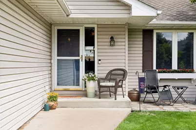 1049 Bonnieview Drive, Woodbury, MN 55129 - Photo 4