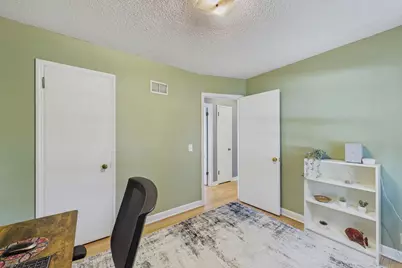 5901 Thomas Avenue S, Minneapolis, MN 55410 - Photo 10