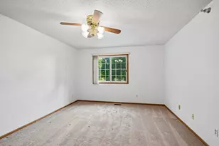 2580 Bedford Ct, Mendota Heights, MN 55120 - Photo 20