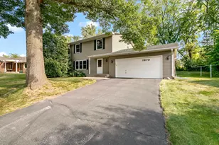 2679 16th Terrace NW, New Brighton, MN 55112 - Photo 2