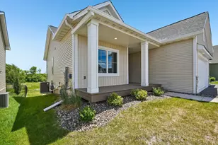 1732 Spruce St, Farmington, MN 55024 - Photo 2