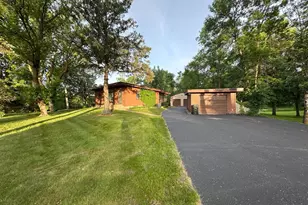 1402 N McKay Ave NE, Alexandria, MN 56308 - Photo 1