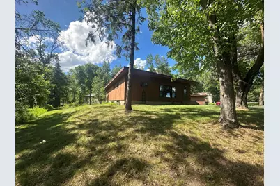 1402 N McKay Avenue NE, Alexandria, MN 56308 - Photo 2