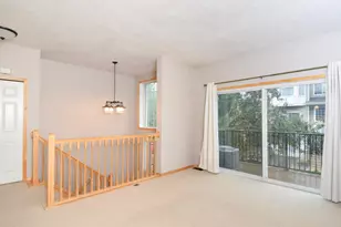 2412 Eagle Trace Ln, Woodbury, MN 55129 - Photo 8