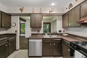 8791 Basswood Rd, Eden Prairie, MN 55344 - Photo 16