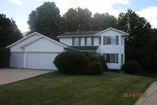 931 Pine Ct NE, Pine Island, MN 55963 - Photo 1