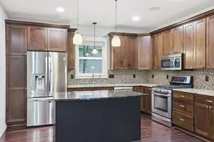 2019 Louisiana Ave S, Saint Louis Park, MN 55426 - Photo 8