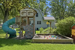 424 E 11th St, Gibbon, MN 55335 - Photo 38