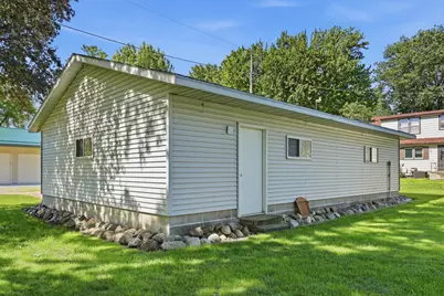 424 E 11th Street, Gibbon, MN 55335 - Photo 46