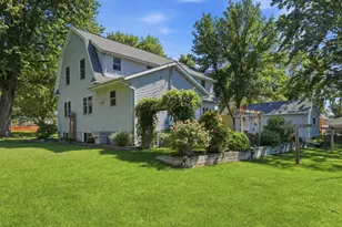 424 E 11th St, Gibbon, MN 55335 - Photo 36