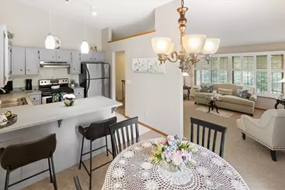 4602 1/2 Penkwe Way, Eagan, MN 55122 - Photo 6