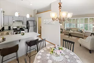 4602 1/2 Penkwe Way, Eagan, MN 55122 - Photo 6