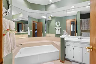 4602 1/2 Penkwe Way, Eagan, MN 55122 - Photo 16