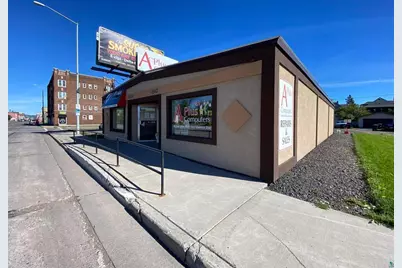 1908-1910 Tower Avenue, Superior, WI 54880 - Photo 2