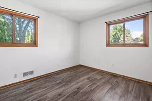 2090 Carnelian Ln, Eagan, MN 55122 - Photo 20