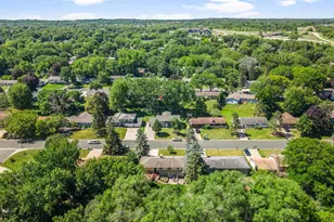 2090 Carnelian Ln, Eagan, MN 55122 - Photo 38
