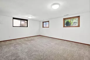 2090 Carnelian Ln, Eagan, MN 55122 - Photo 24