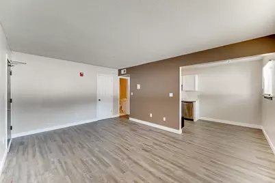 1120 Bryant Avenue, South Saint Paul, MN 55075 - Photo 2
