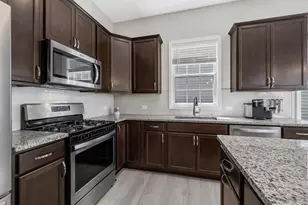 8133 Arrowwood Ln N, Maple Grove, MN 55369 - Photo 10