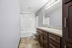 630 Westminster Dr, Moorhead, MN 56560 - Photo 40