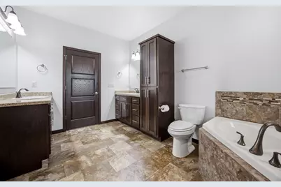 630 Westminster Drive, Moorhead, MN 56560 - Photo 16