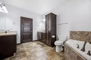 630 Westminster Dr, Moorhead, MN 56560 - Photo 16