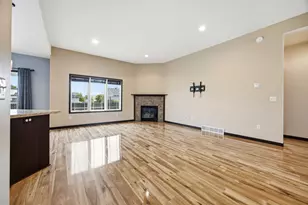 630 Westminster Dr, Moorhead, MN 56560 - Photo 12