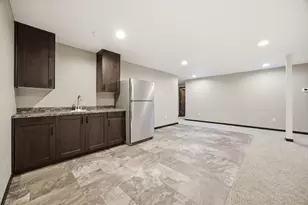 630 Westminster Dr, Moorhead, MN 56560 - Photo 32