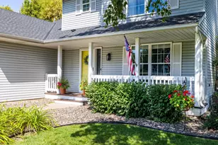 8106 Greenbriar Ln, Woodbury, MN 55125 - Photo 46