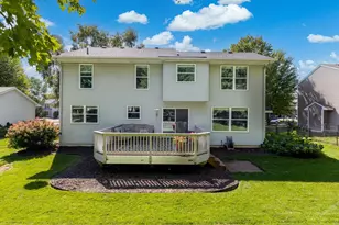 8106 Greenbriar Ln, Woodbury, MN 55125 - Photo 48