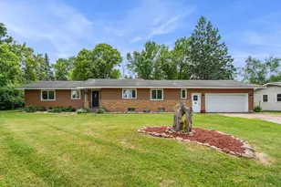 628 E Wisconsin Ave, Barron, WI 54812 - Photo 1