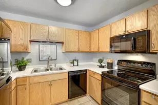 3026 Lake Shore Dr, Minneapolis, MN 55416 - Photo 4