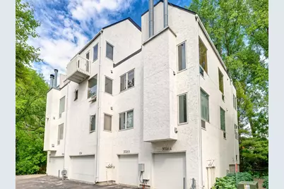 3026 Lake Shore Drive #B, Minneapolis, MN 55416 - Photo 10