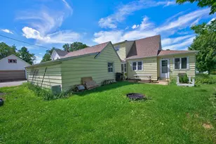 325 W South St, Caledonia, MN 55921 - Photo 24