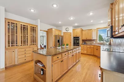 8813 Woodhill Drive, Savage, MN 55378 - Photo 6
