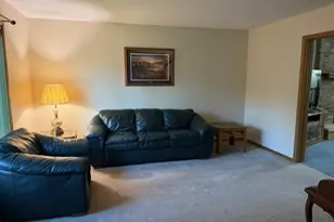 217 Oak Leaf Dr, Winona, MN 55987 - Photo 10