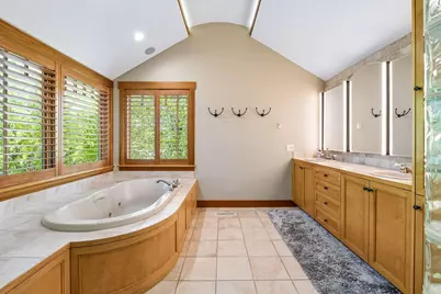 2439 Emerald Trail, Minnetonka, MN 55305 - Photo 26