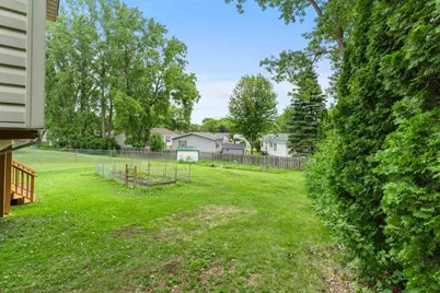 1242 Myrtle Street N, Maplewood, MN 55119 - Photo 6