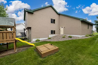 1202 Sunset Boulevard NW, Montgomery, MN 56069 - Photo 4
