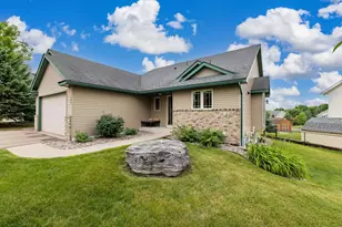 1202 Sunset Blvd NW, Montgomery, MN 56069 - Photo 2