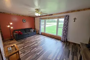9612 E Hayes Rd, Mountain Iron, MN 55768 - Photo 16