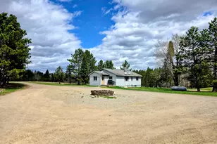 9612 E Hayes Rd, Mountain Iron, MN 55768 - Photo 4